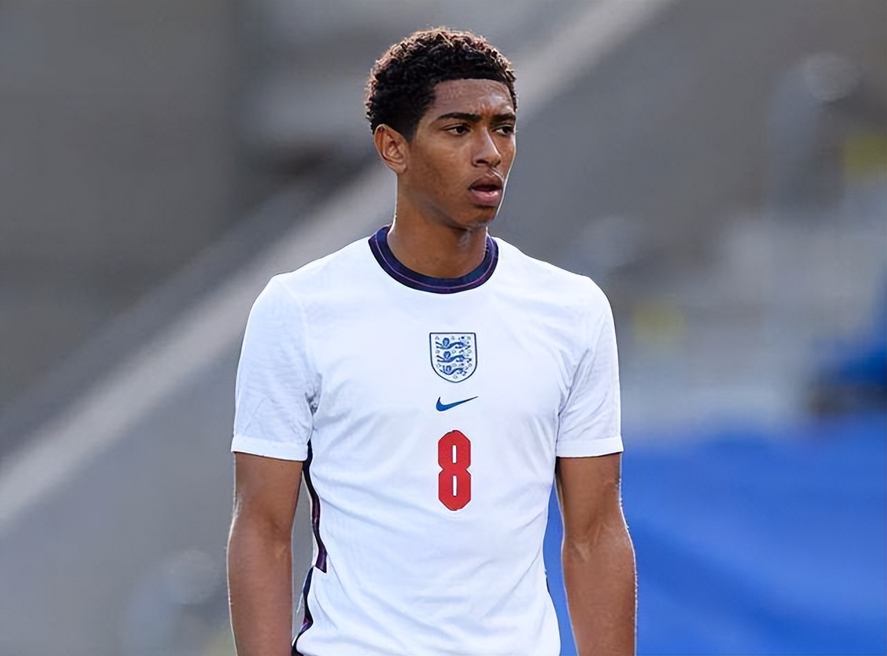 的艰难客场 的艰难客场